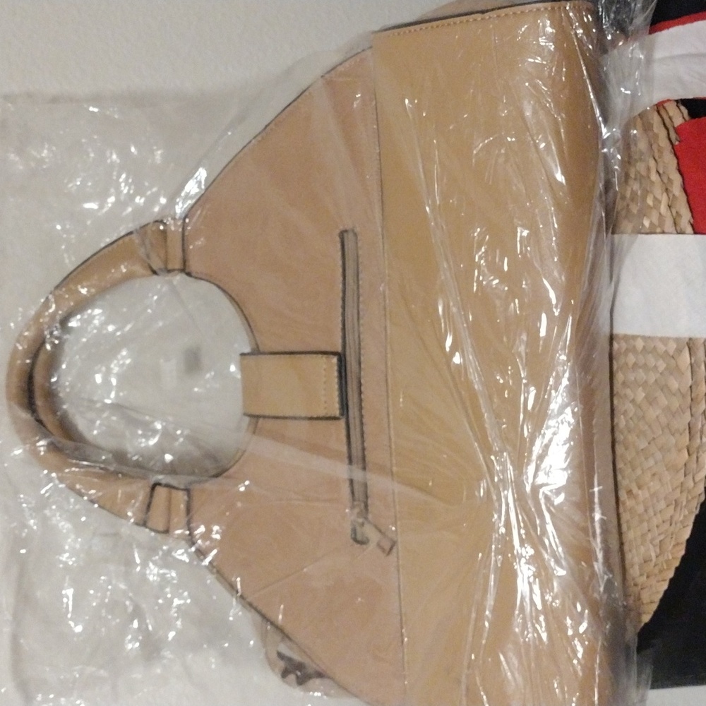 Purse - Picture 2 of 2